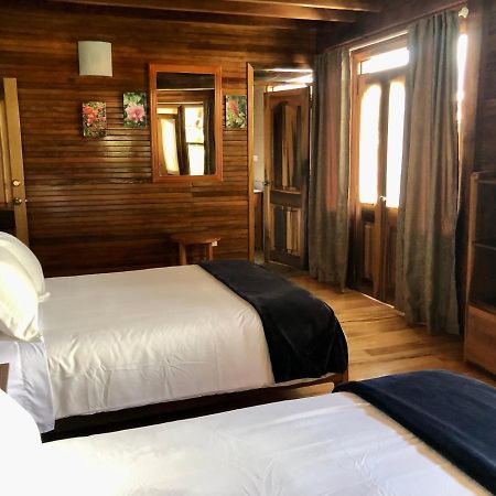 Hostal Zafiro Mindo Zewnętrze zdjęcie