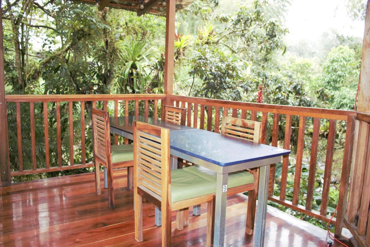 Hostal Zafiro Mindo Zewnętrze zdjęcie